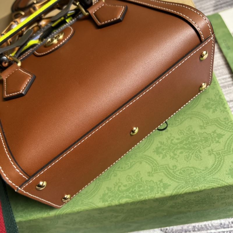 Gvc*1 tote bags